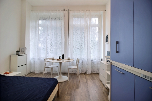 LARGO SERENI 1, MILANO -  CAMERA ATTREZZATA (SER B6)